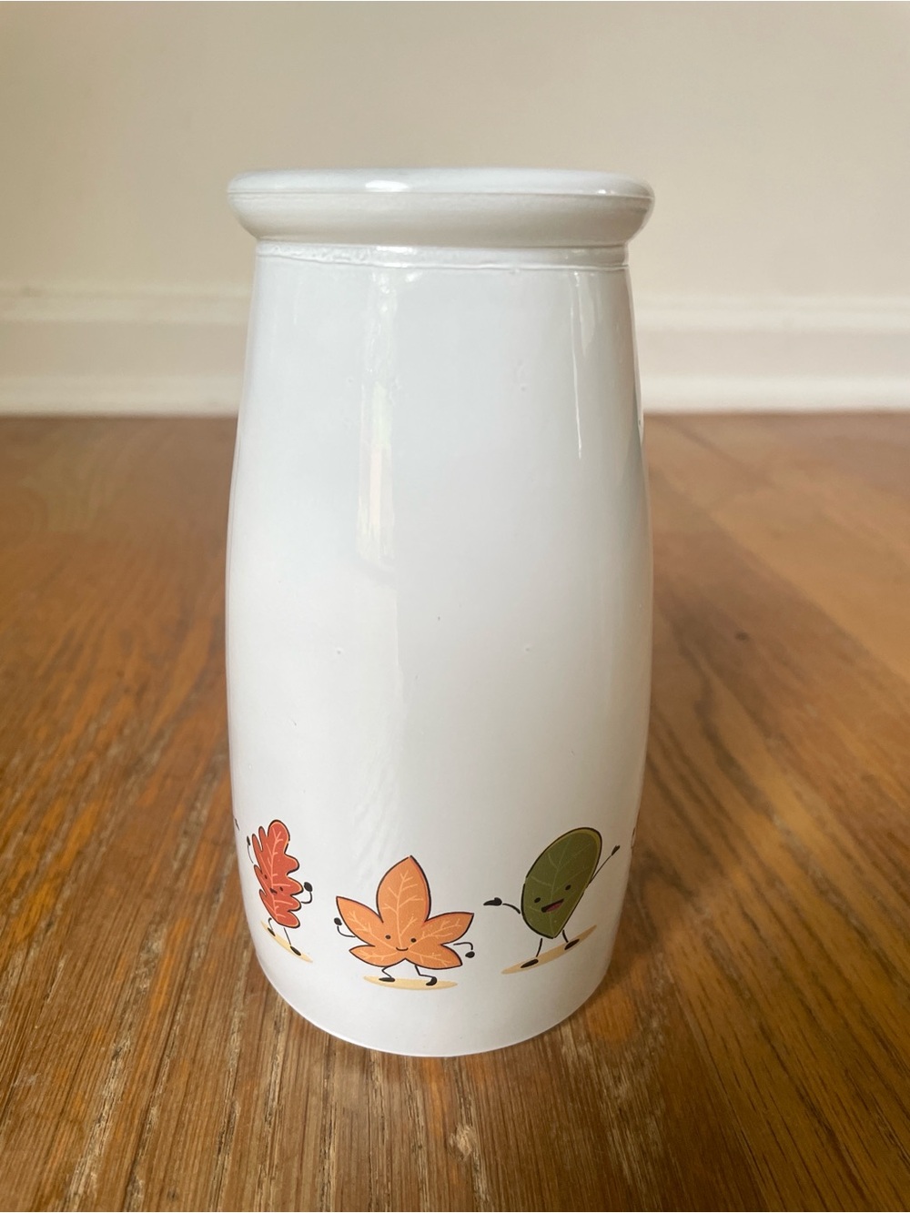 NWOT Glass Vase with white Autumn Leaf Accent
